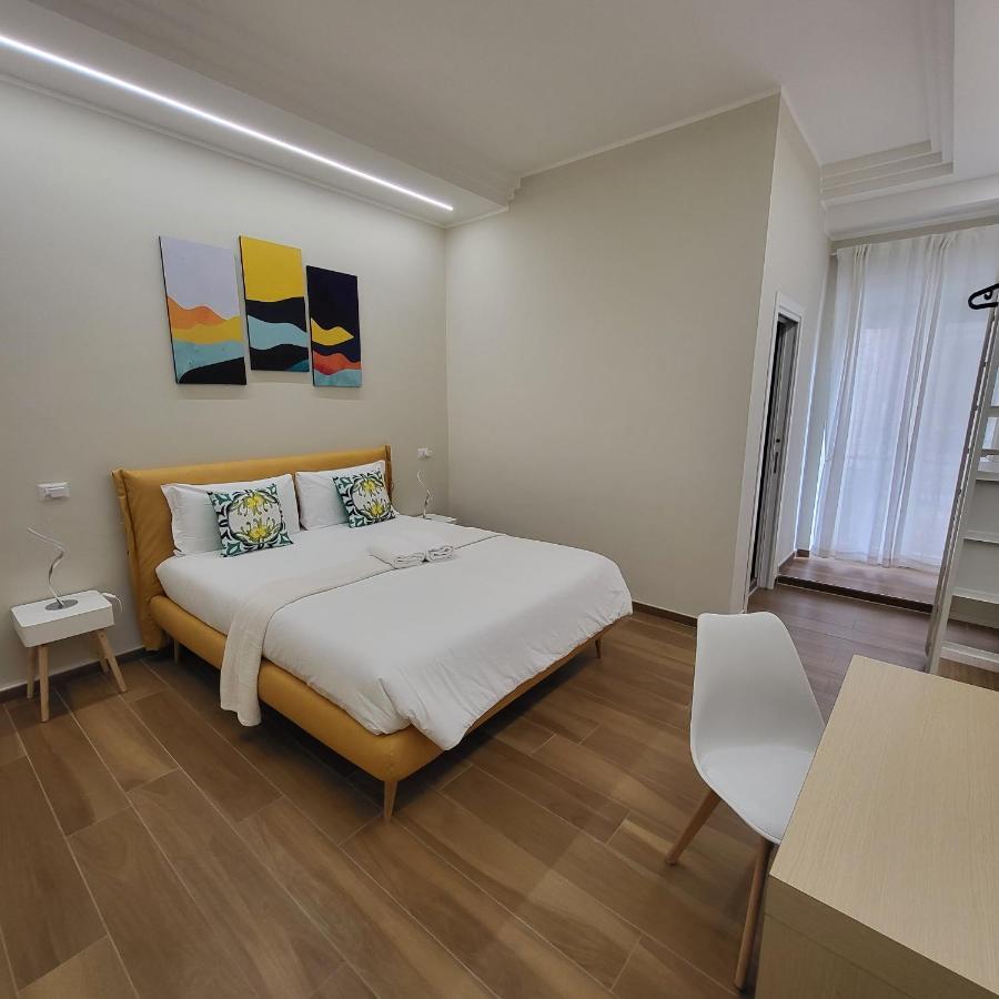 B&B Salerno Urban Suite 57 Zewnętrze zdjęcie
