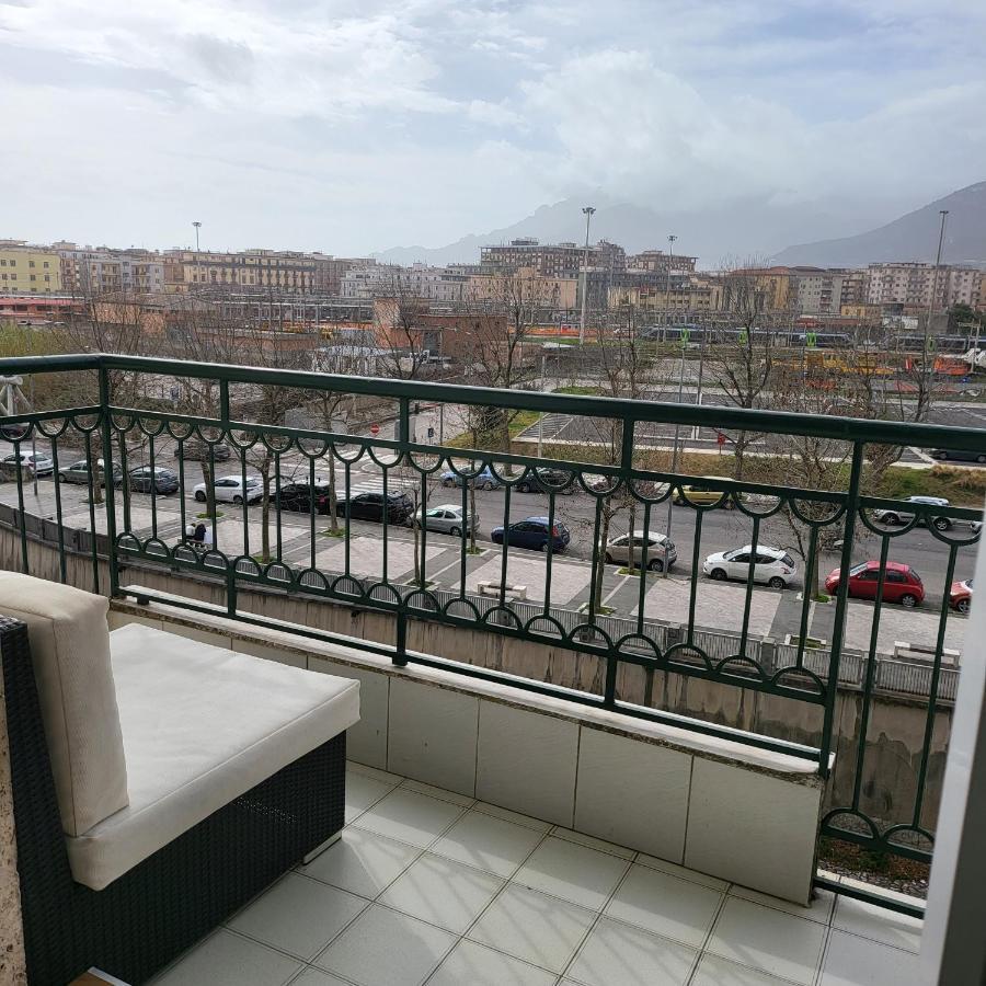 B&B Salerno Urban Suite 57 Zewnętrze zdjęcie