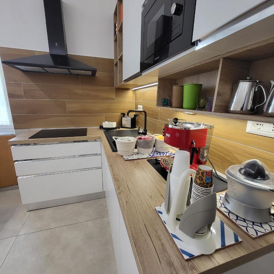 B&B Salerno Urban Suite 57 Zewnętrze zdjęcie