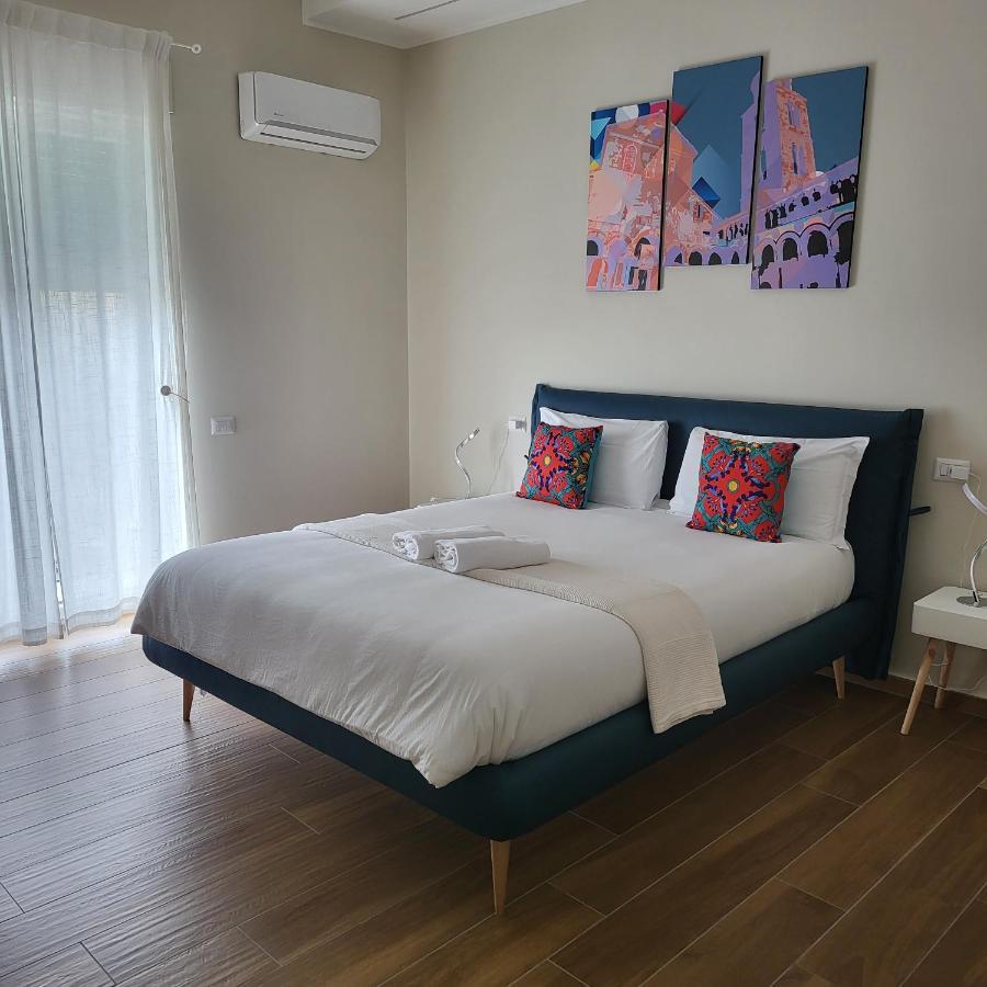 B&B Salerno Urban Suite 57 Zewnętrze zdjęcie