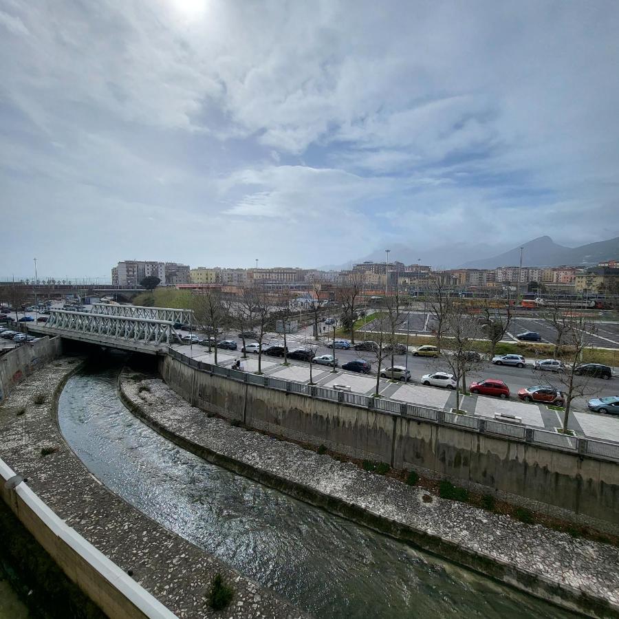 B&B Salerno Urban Suite 57 Zewnętrze zdjęcie