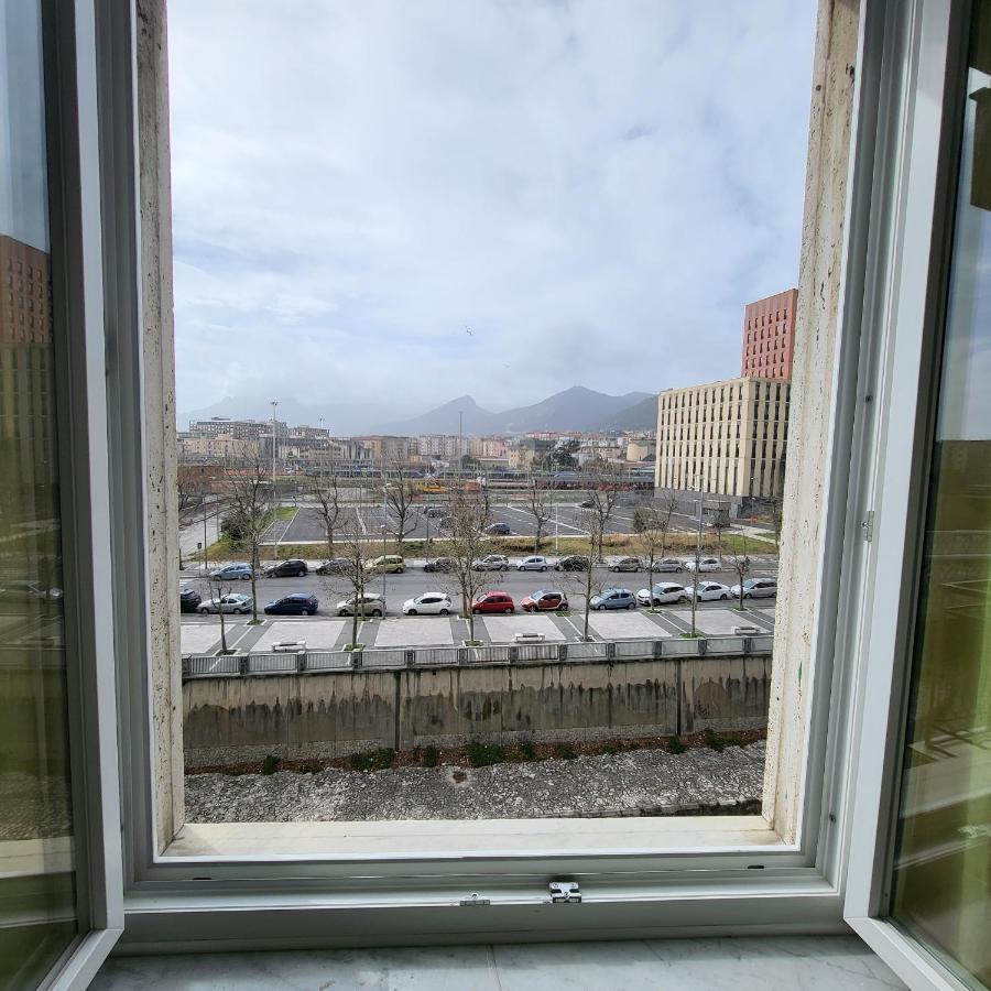 B&B Salerno Urban Suite 57 Zewnętrze zdjęcie